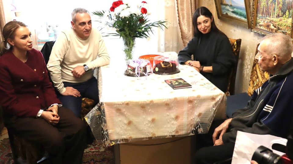 ��������� ��������: � ��������������� ���� ������ � ���������� ��������� ���������� � ������ ��������� �������� ��������� ������� ������������� �����, ������������ - ��������� ��������� �������� � �������� ������ ���������