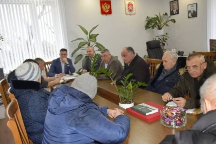 Александр Дудинов: 18 февраля провел рабочее совещание с председателями садоводческих некоммерческих товариществ Черноморского района