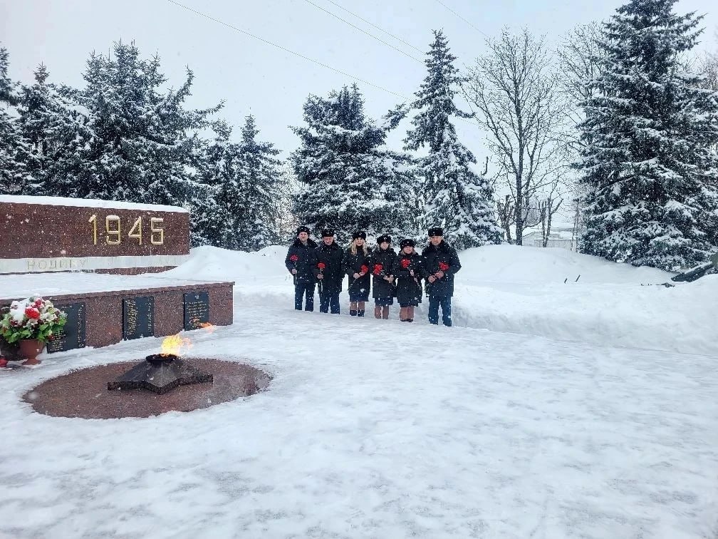 Таможенники России почтили память защитников Отечества Таможенники России почтили память защитников Отечества