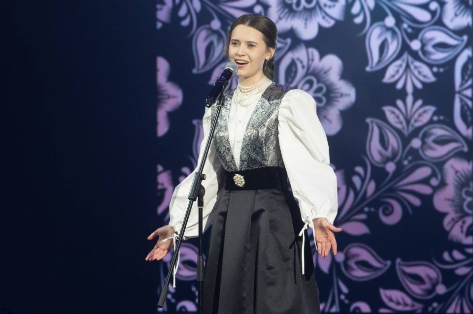 Михаил Развожаев: Накануне побывал на праздничном концерте «Сила в правде. Воля в единстве», который прошел во Дворце культуры рыбаков Михаил Развожаев: Накануне побывал на праздничном концерте «Сила в правде. Воля в единстве», который прошел во Дворце культуры рыбаков