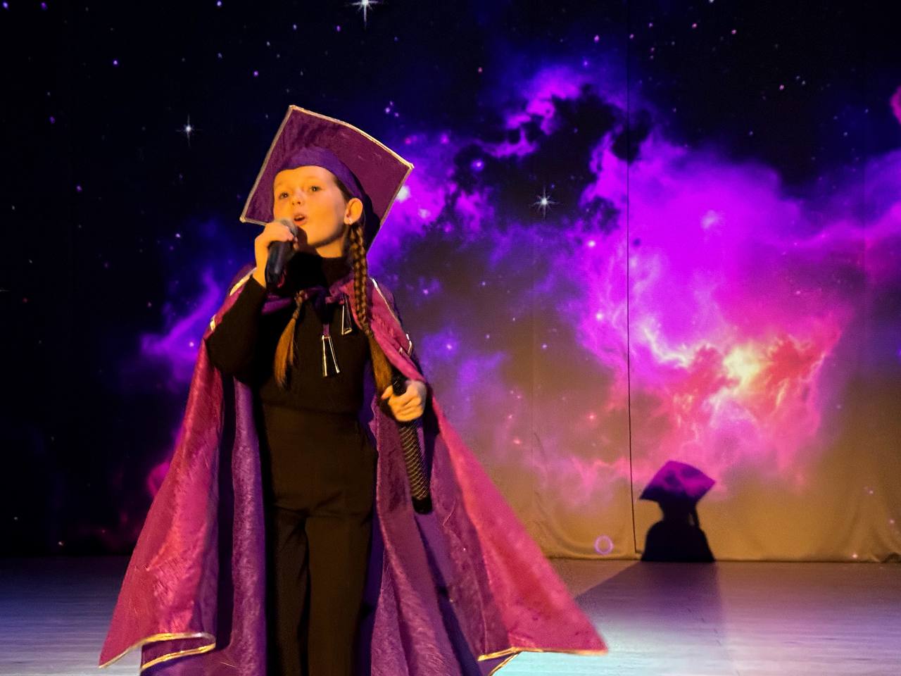 Александр Дудинов: В Черноморском районе дан старт Году единства народов России! В районном Доме культуры прошла концертная программа «Под созвездием народного единства» Александр Дудинов: В Черноморском районе дан старт Году единства народов России! В районном Доме культуры прошла концертная программа «Под созвездием народного единства»