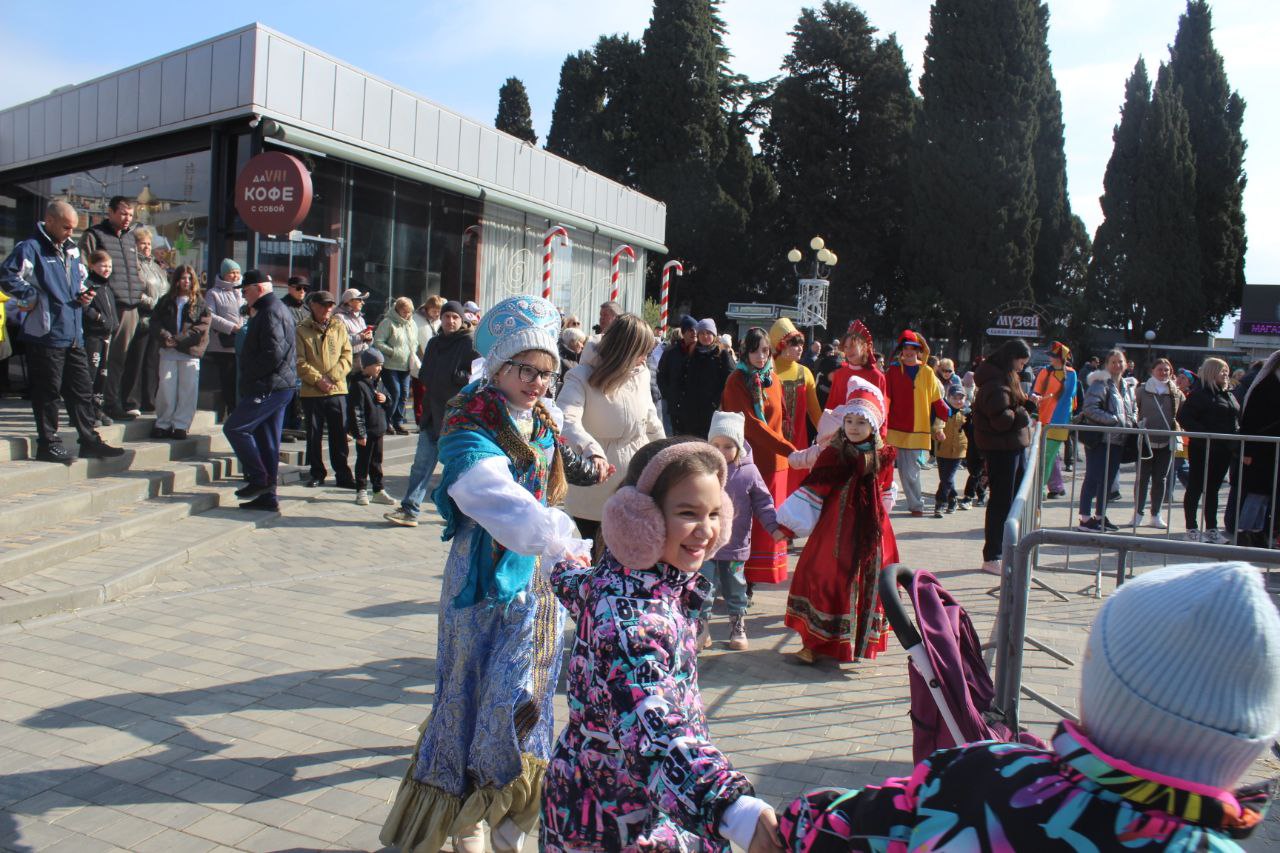 Галина Огнёва: От всей души поздравляю с праздником широкой Масленицы! Корни любимого многими праздника уходят в глубину веков Галина Огнёва: От всей души поздравляю с праздником широкой Масленицы! Корни любимого многими праздника уходят в глубину веков