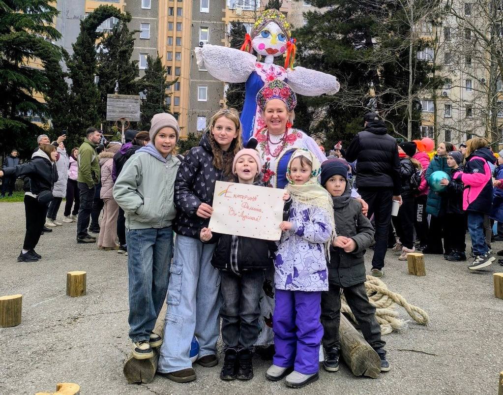 Константин Шимановский: Масленичные гуляния в Гаспре! Вместе с жителями поселка проводили Масленицу и уже завтра начинается Великий пост Константин Шимановский: Масленичные гуляния в Гаспре! Вместе с жителями поселка проводили Масленицу и уже завтра начинается Великий пост