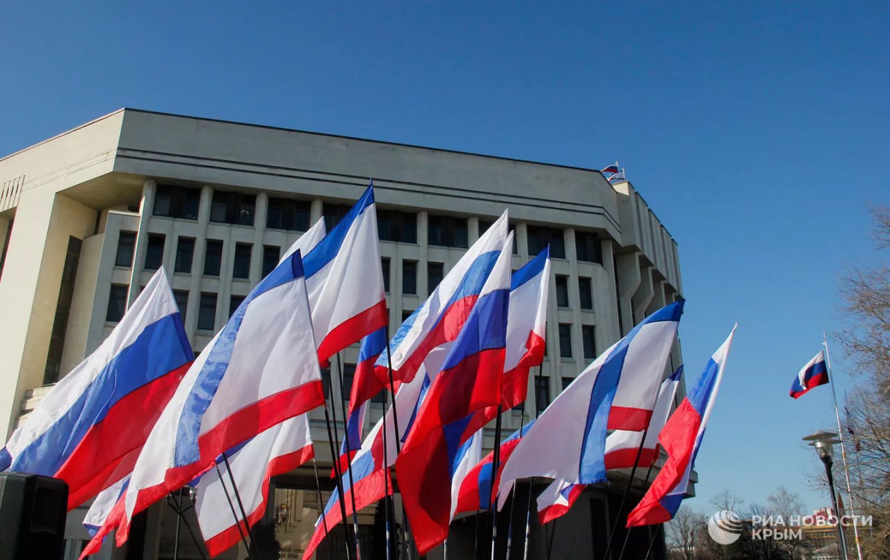 Несостоявшийся референдум: как Крым боролся за русский язык при Украине