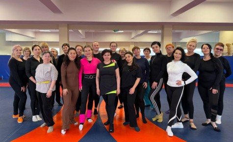 Ольга Торубарова: 8:00 бодрое утро с нашими замечательными представительницами прекрасного пола!