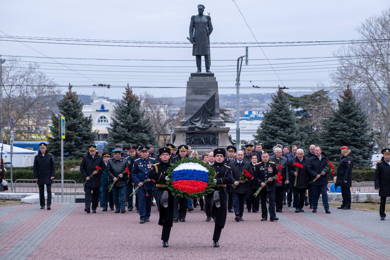 Начальник УМВД России по г.Севастополю генерал-майор полиции Сергей Сигунов принял участие в торжественном мероприятии, посвящённом Дню защитника Отечества