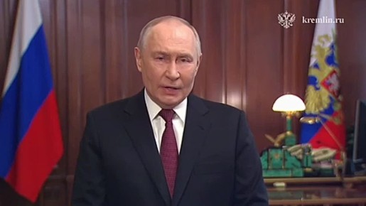 Владимир Путин поздравил россиян с Днём защитника Отечества