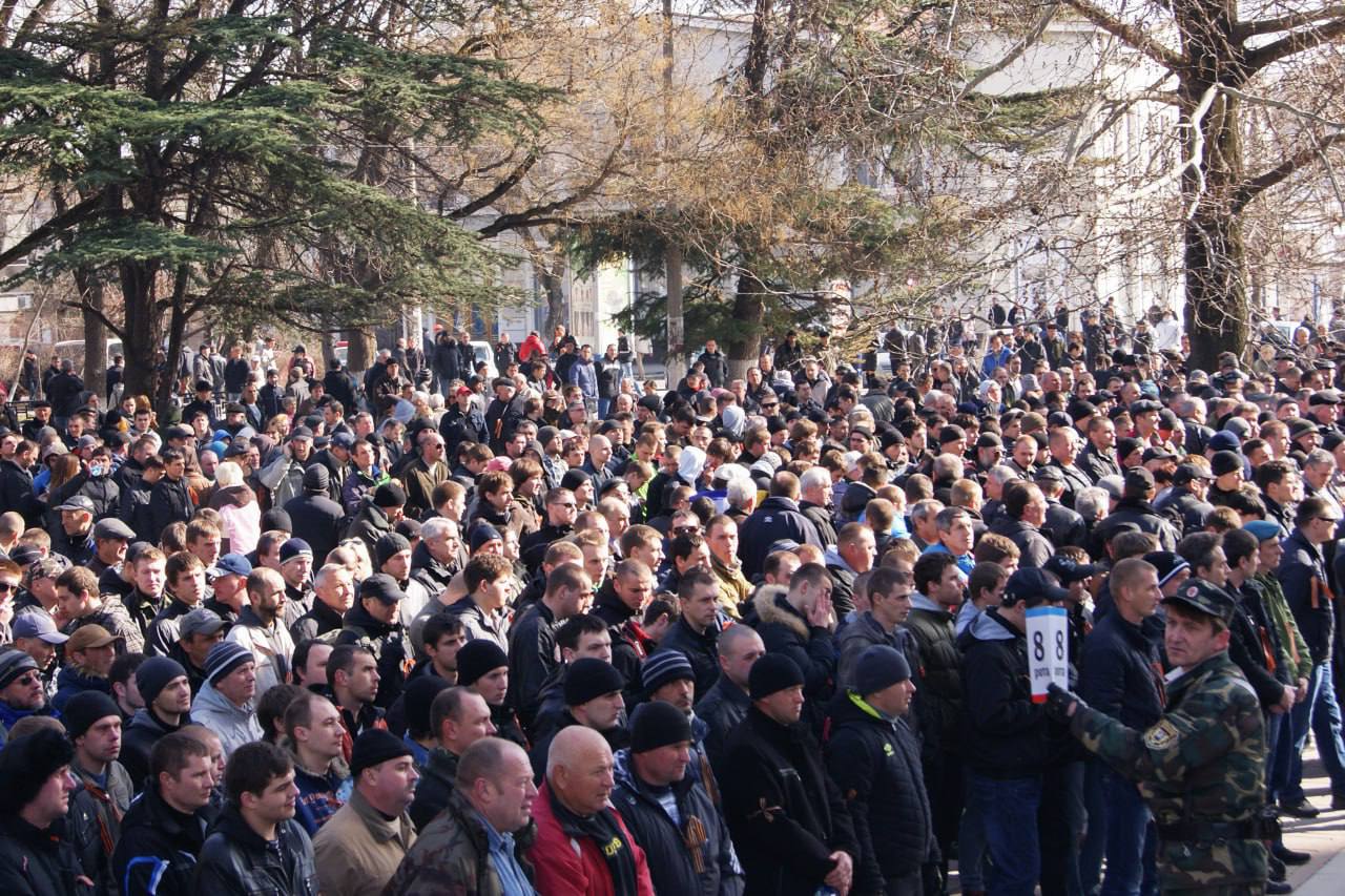 23 февраля 2014 года в Крыму создали народное ополчение 23 февраля 2014 года в Крыму создали народное ополчение