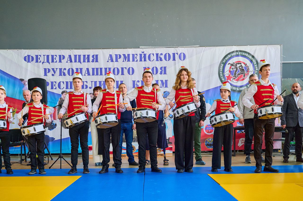 Посетил детско-юношеские соревнования по армейскому рукопашному бою, приуроченные ко Дню защитника Отечества Посетил детско-юношеские соревнования по армейскому рукопашному бою, приуроченные ко Дню защитника Отечества