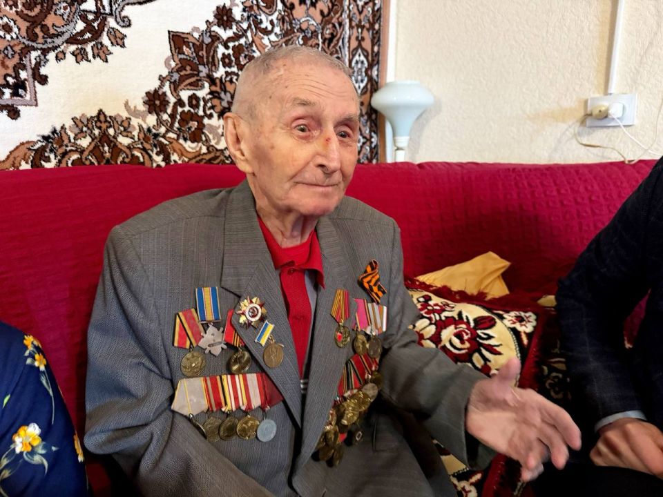 ��������� �������: � ���� ��������� ��������� �� ������ �������� ��������� ��������-����� � �������� ������� ������������� ����� ����� ���������� ����