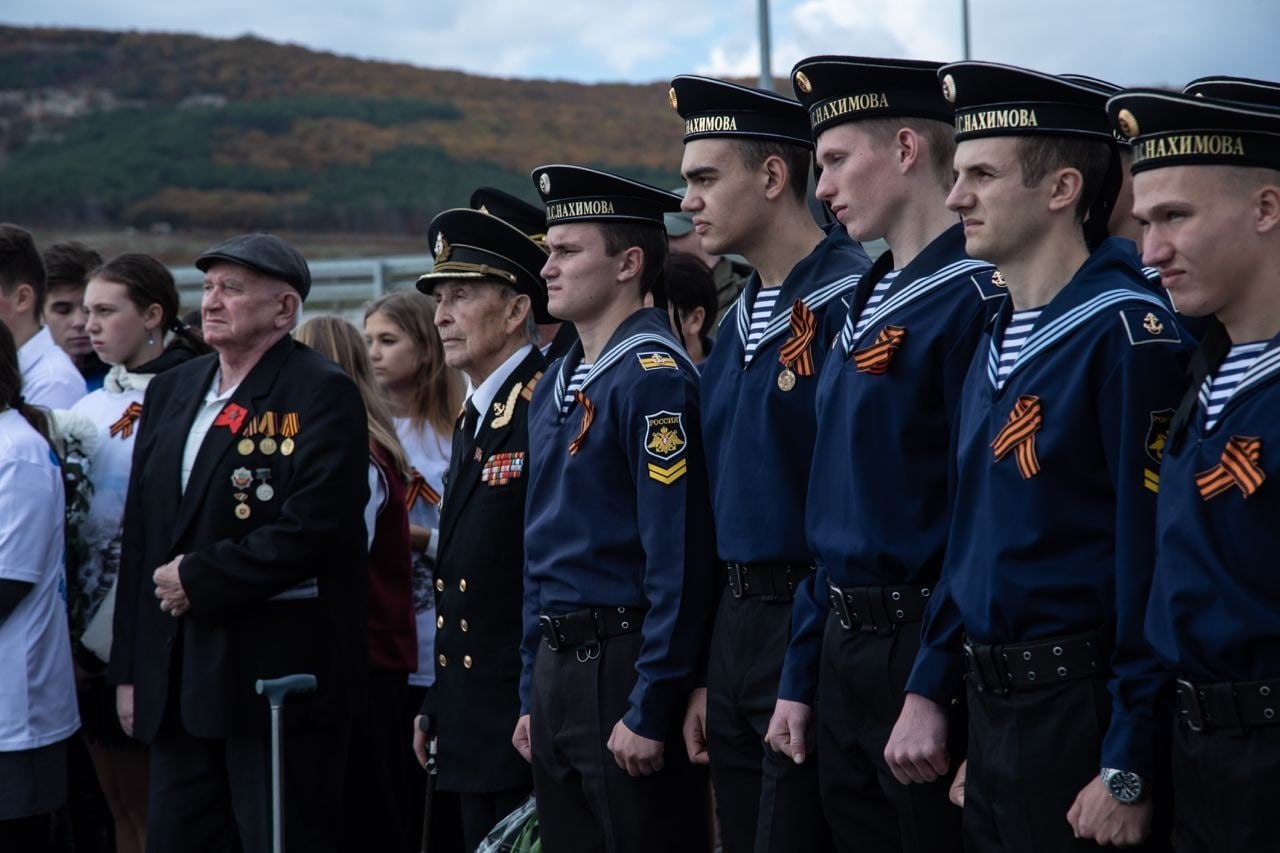 Владимир Константинов: Поздравляю с Днём Защитника Отечества всех, кто служит и служил в армии, ветеранов и участников боевых действий! Владимир Константинов: Поздравляю с Днём Защитника Отечества всех, кто служит и служил в армии, ветеранов и участников боевых действий!