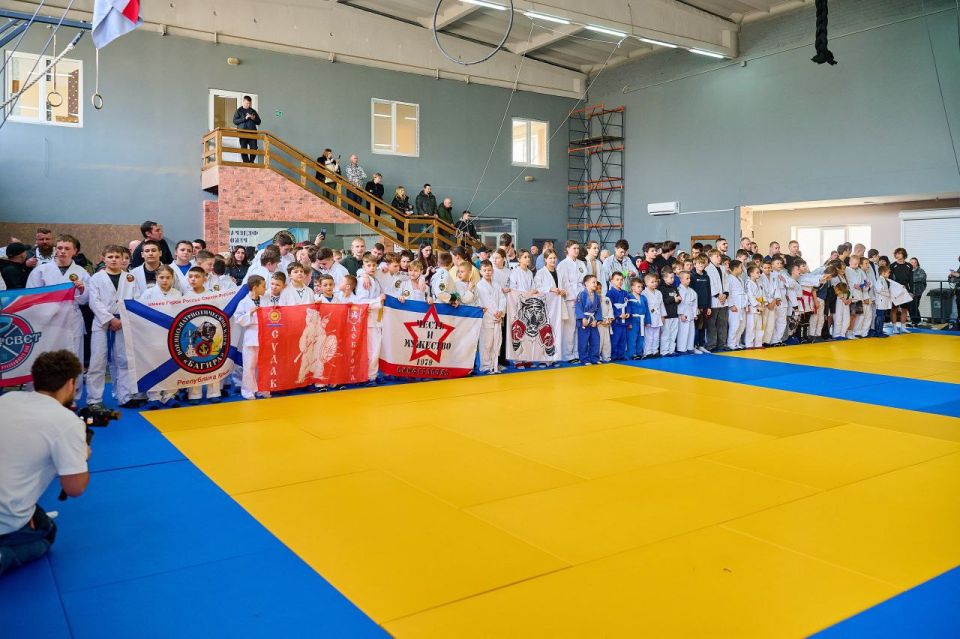 ������� ������-��������� ������������ �� ���������� ����������� ���, ������������ �� ��� ��������� ���������