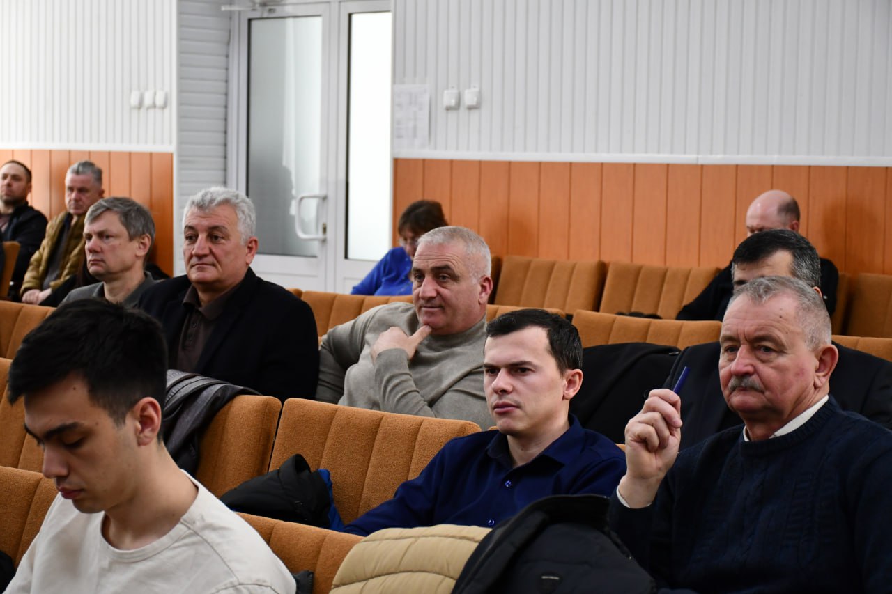 Василий Грабован: Принял участие в заседании сельскохозяйственного потребительского кооператива «Таврида» Василий Грабован: Принял участие в заседании сельскохозяйственного потребительского кооператива «Таврида»