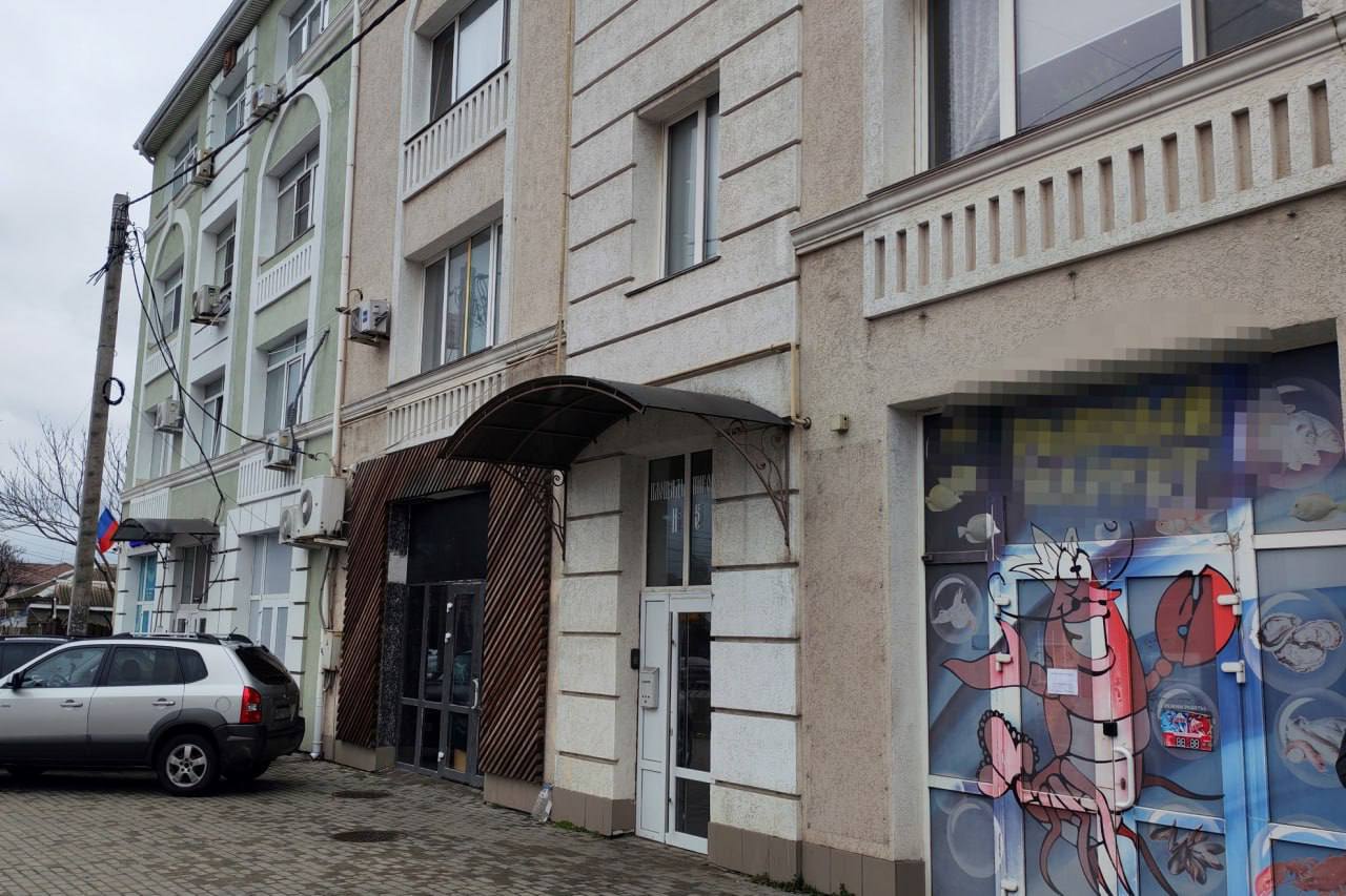 Прокуратура требует запретить сдачу в аренду помещений на площади Пирогова