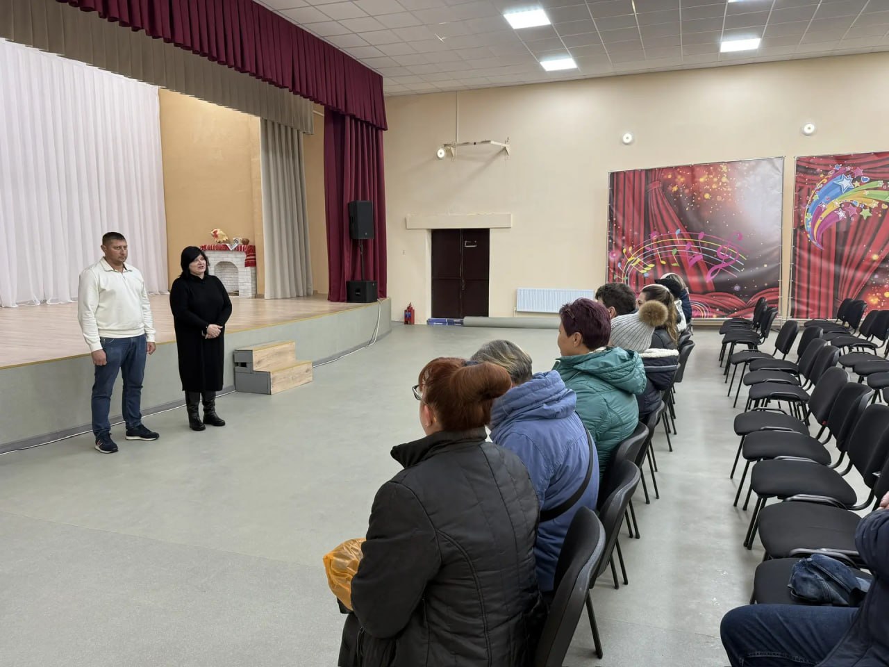 Анжелика Ястребова: Продолжаю ежедневные встречи с жителями многоквартирных домов сельских поселений района Анжелика Ястребова: Продолжаю ежедневные встречи с жителями многоквартирных домов сельских поселений района