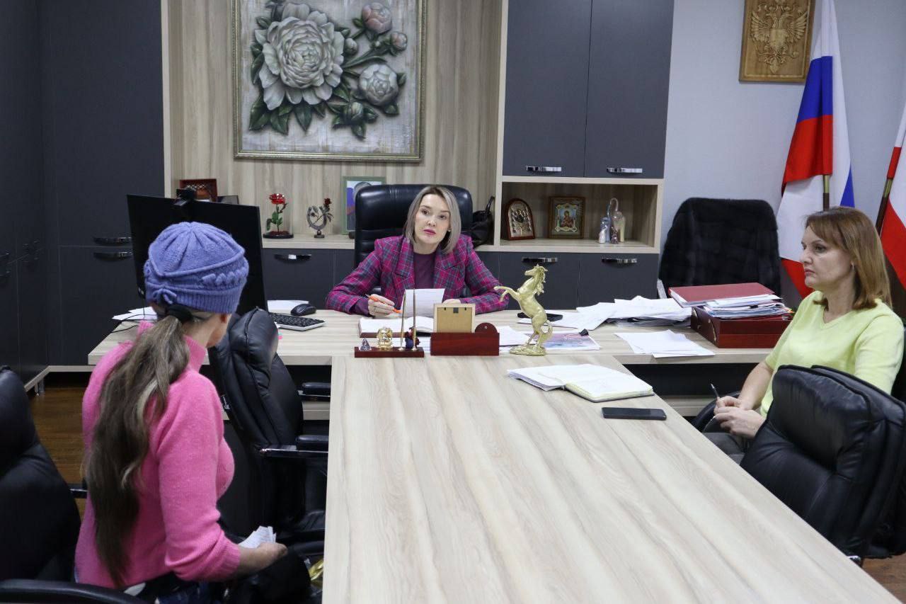 Инна Федоренко: Провела прием граждан по личным вопросам Инна Федоренко: Провела прием граждан по личным вопросам