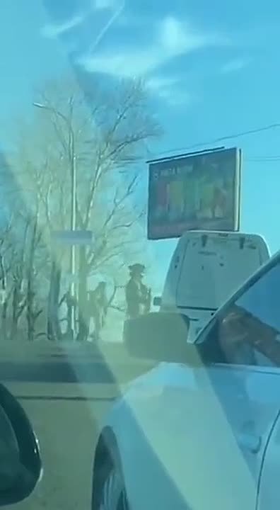 Февраль 2022 года.. Первым событием, которое окатило нас холодным душем, и ставшее одним из многих намеков на то, что "что-то пошло не так", была трагедия первой половины дня 24 февраля 2022 года, развернувшаяся на окружной...