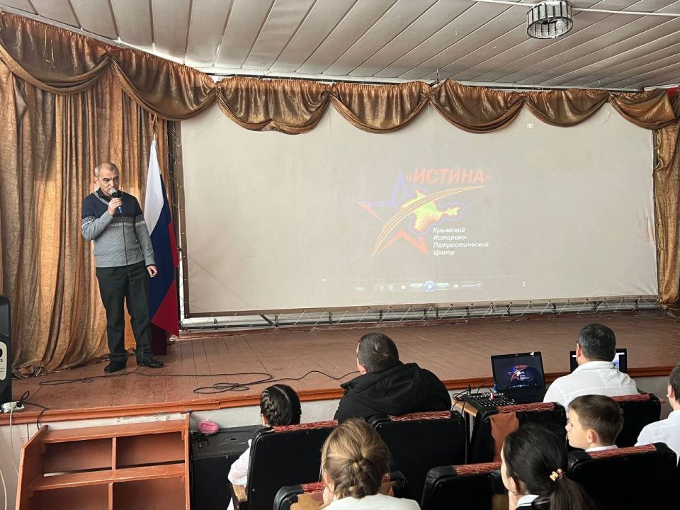 Память жива: в Грушевке представили видеоролик о партизанском командире Никите Холоде Память жива: в Грушевке представили видеоролик о партизанском командире Никите Холоде