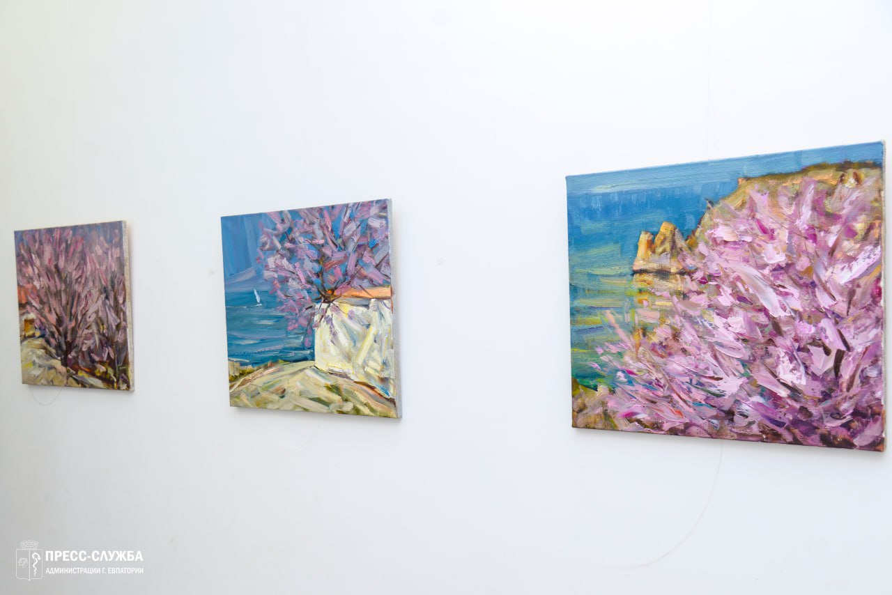 В Доме молодежи показывают на выставке «Теплый Крым»