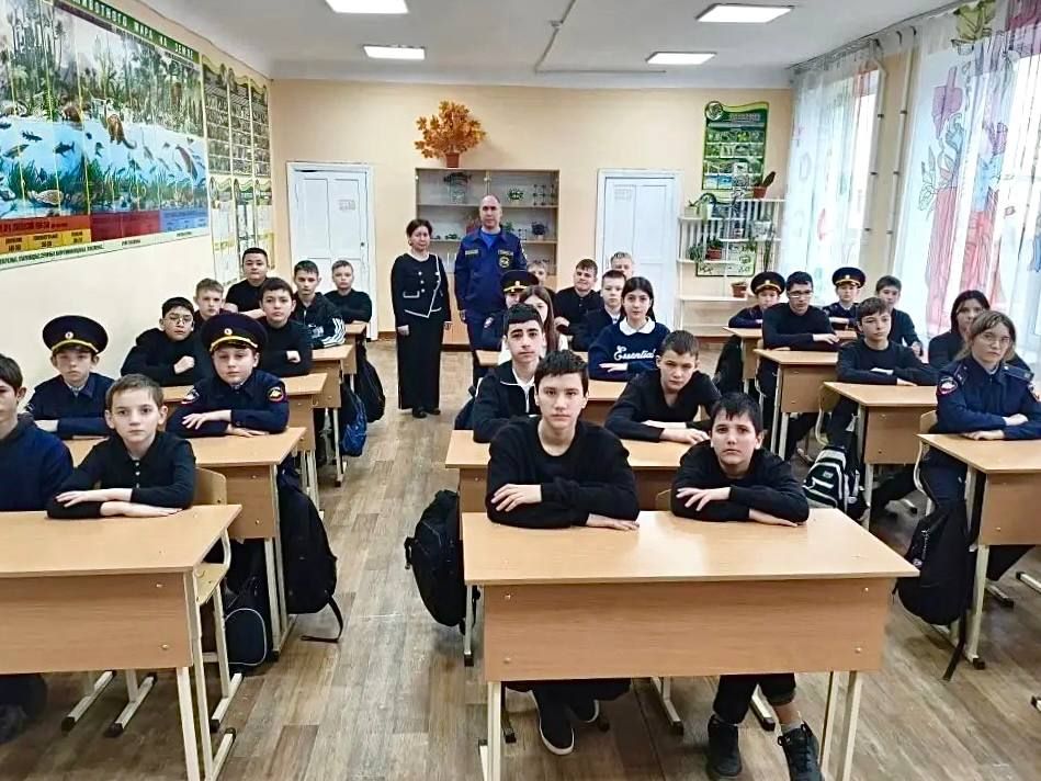 В преддверии Всемирного дня гражданской обороны сотрудники подведомственного учреждений МЧС Республики Крым ГКУ РК "КРЫМ-СПАС" проводят открытые уроки для школьников В преддверии Всемирного дня гражданской обороны сотрудники подведомственного учреждений МЧС Республики Крым ГКУ РК "КРЫМ-СПАС" проводят открытые уроки для школьников