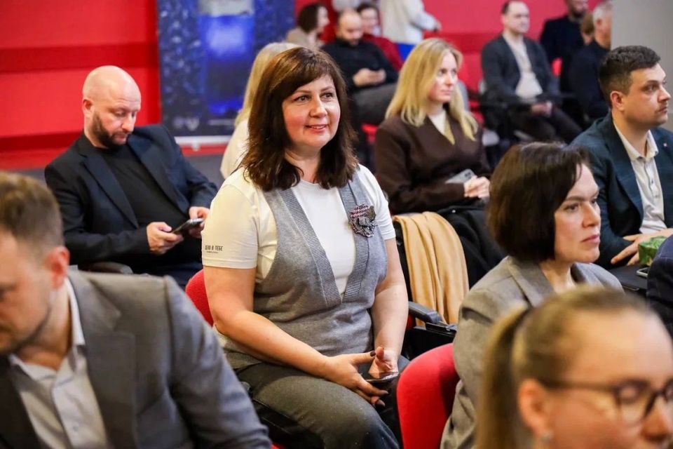 Первый заместитель прокурора Крыма Дмитрий Егоров принял участие в пленарном заседании, организованном Крымским отделением организации «Опора России» Первый заместитель прокурора Крыма Дмитрий Егоров принял участие в пленарном заседании, организованном Крымским отделением организации «Опора России»