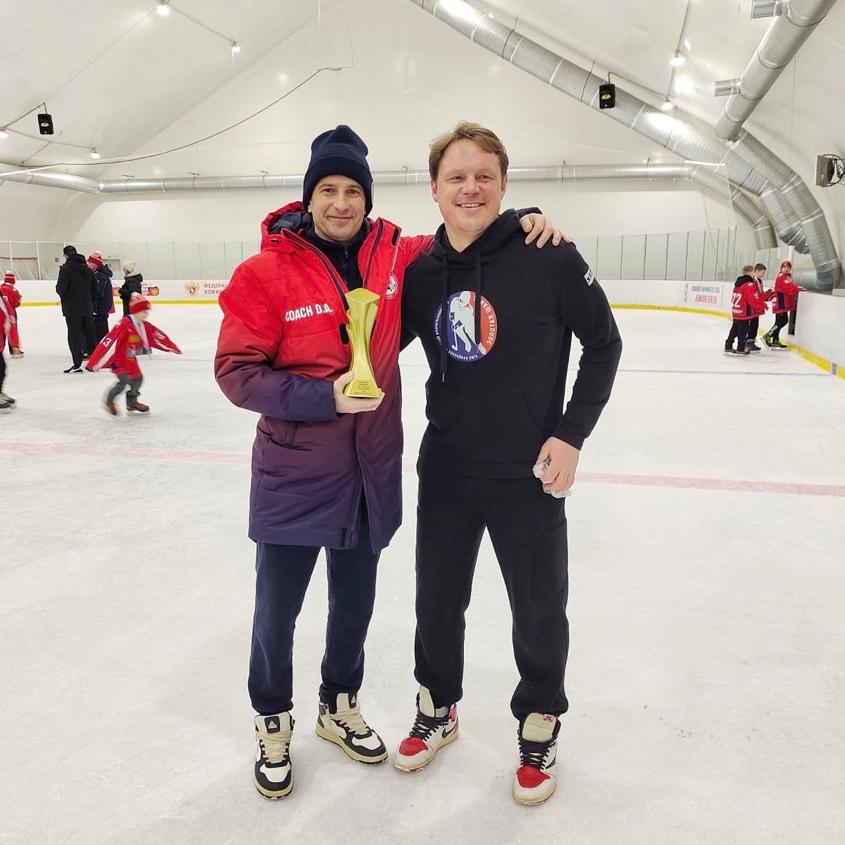 Команда «Наследие» (г. Симферополь) стала победителем финального этапа Всероссийских соревнований «Золотая шайба» Команда «Наследие» (г. Симферополь) стала победителем финального этапа Всероссийских соревнований «Золотая шайба»