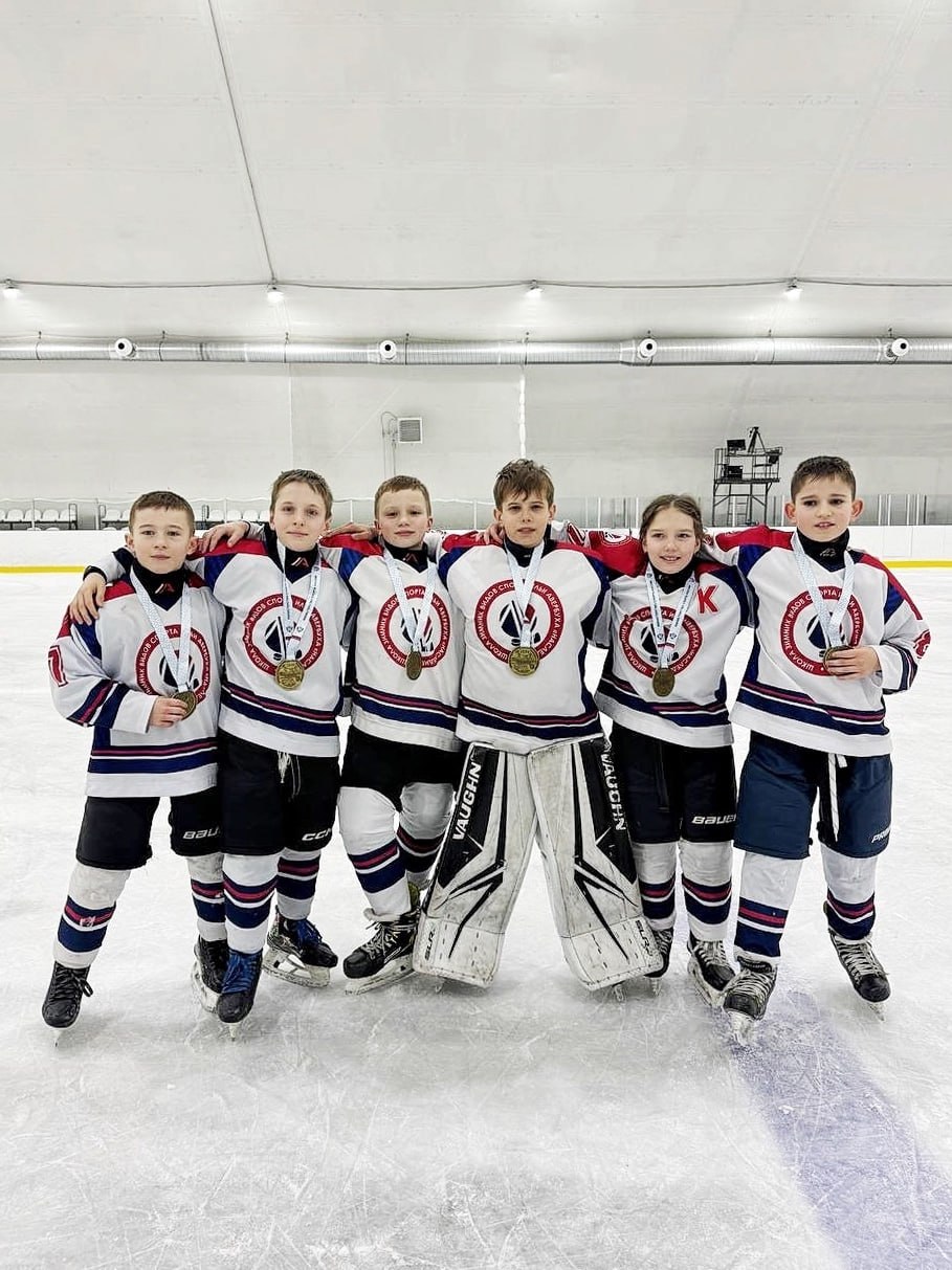 Команда «Наследие» (г. Симферополь) стала победителем финального этапа Всероссийских соревнований «Золотая шайба»