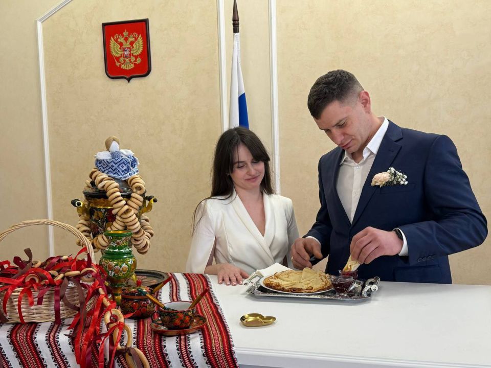 Минувшая неделя выдалась особенно насыщенной для отделов ЗАГС Крыма, которые активно проводили праздничные мероприятия Минувшая неделя выдалась особенно насыщенной для отделов ЗАГС Крыма, которые активно проводили праздничные мероприятия