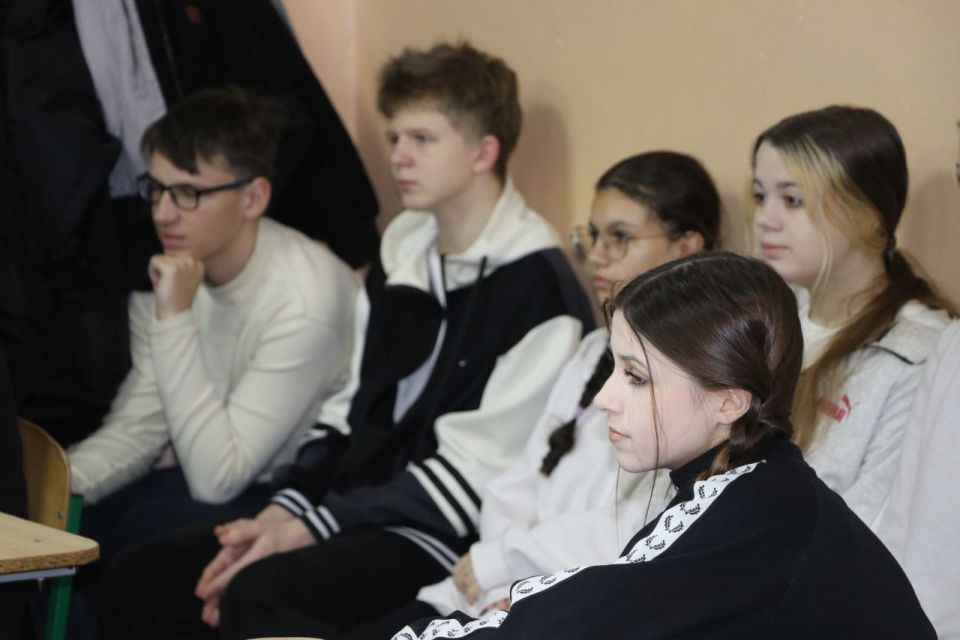 �������, 26 �������, � ������ ����� �13 ������ ������ � �������������� �����������, ���������� �������� ��������������� �������� � �������� ������������ � ����������� ����