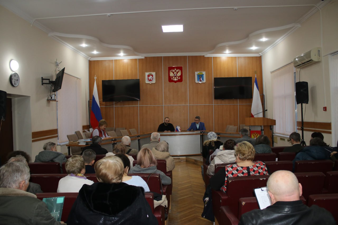 Владимир Ким: Продолжаются встречи с руководителями управляющих организаций и председателями советов многоквартирных домов Феодосийского округа Владимир Ким: Продолжаются встречи с руководителями управляющих организаций и председателями советов многоквартирных домов Феодосийского округа