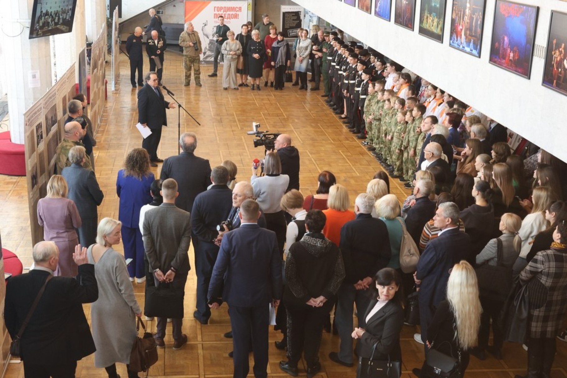 Олег Лобов: Санкции стимулируют созидательную работу крымских архивов