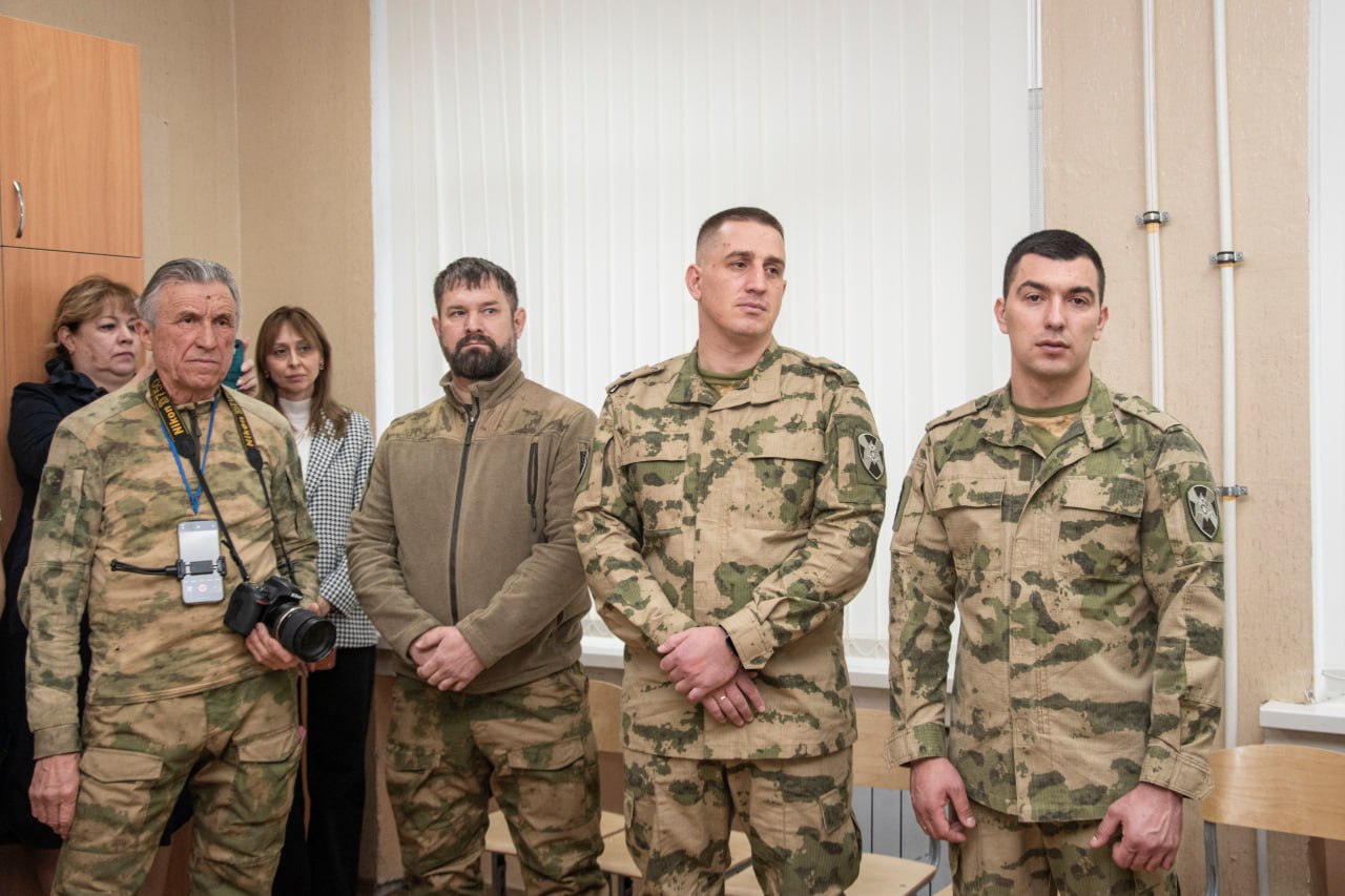 В Симферополь состоялось торжественное открытие «Парты Героя» В Симферополь состоялось торжественное открытие «Парты Героя»