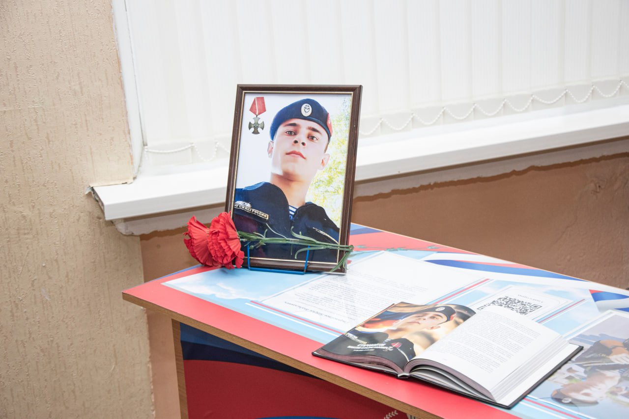 В Симферополь состоялось торжественное открытие «Парты Героя» В Симферополь состоялось торжественное открытие «Парты Героя»