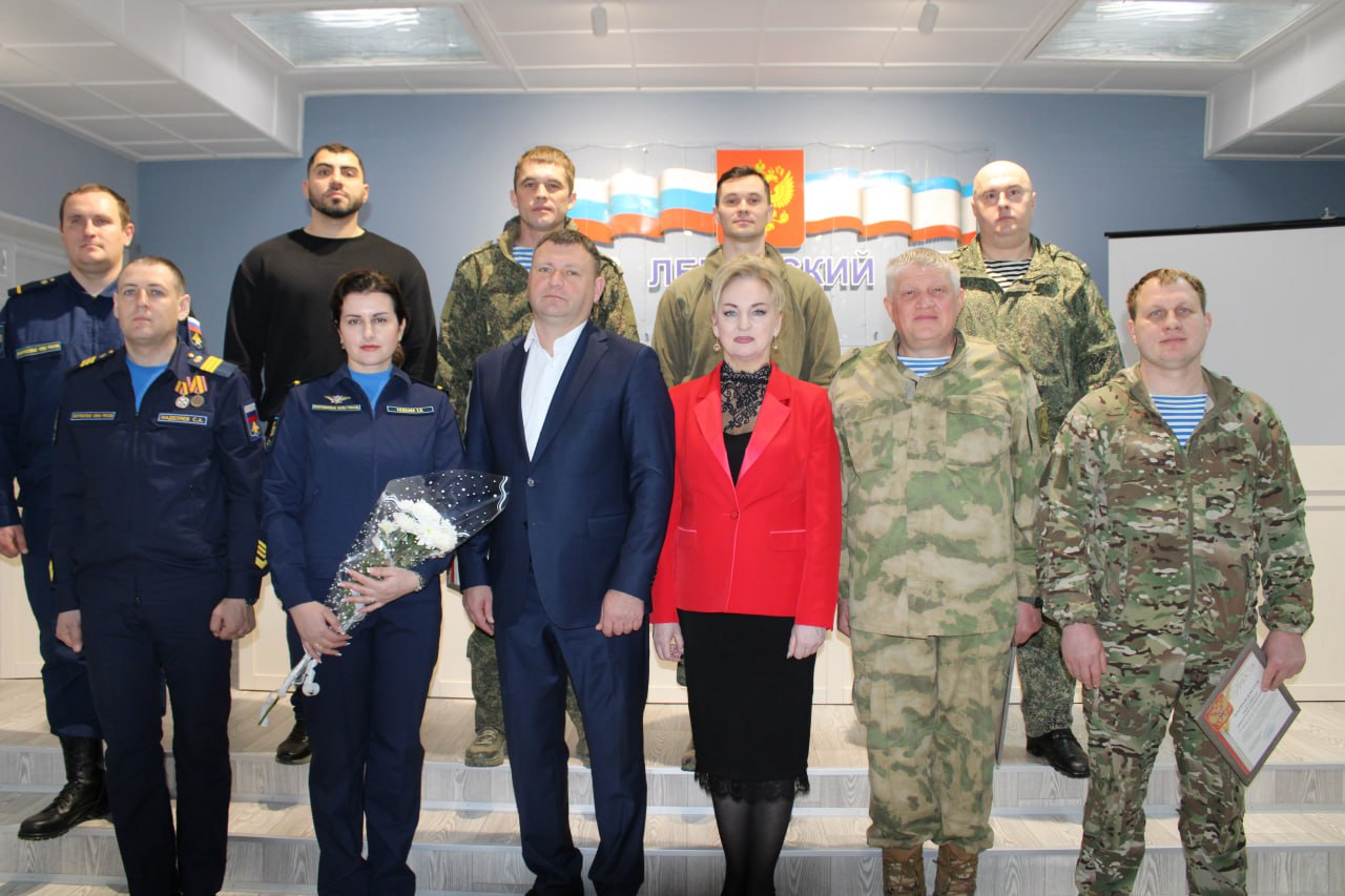 Игорь Крутьков: День защитника Республики Крым - один из наших главных праздников, который навсегда вошел в летопись Крыма Игорь Крутьков: День защитника Республики Крым - один из наших главных праздников, который навсегда вошел в летопись Крыма