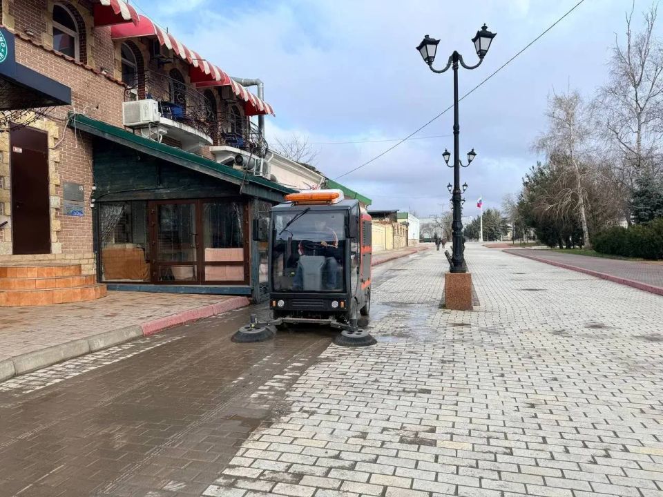 ����� 200 ������� ��������� ������������� � ������ ��������� �����������