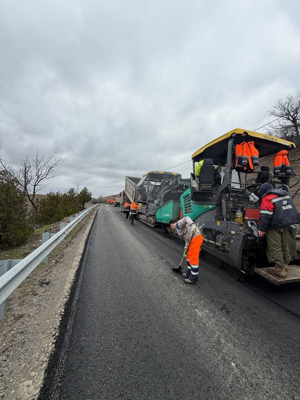 В Крыму стартовал ремонт дороги Алушта-Судак-Феодосия В Крыму стартовал ремонт дороги Алушта-Судак-Феодосия