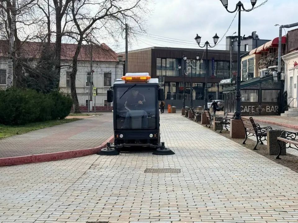 ����� 200 ������� ��������� ������������� � ������ ��������� �����������