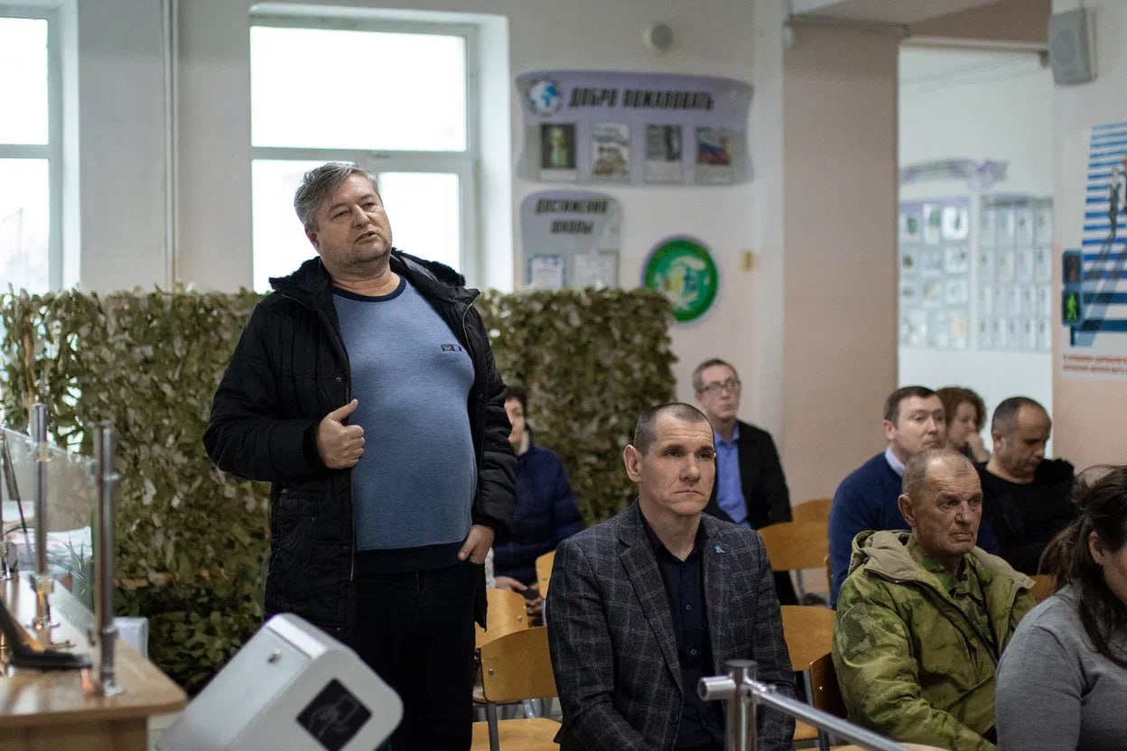 Михаил Афанасьев: Мы продолжаем встречи с председателями Советов симферопольских МКД Михаил Афанасьев: Мы продолжаем встречи с председателями Советов симферопольских МКД