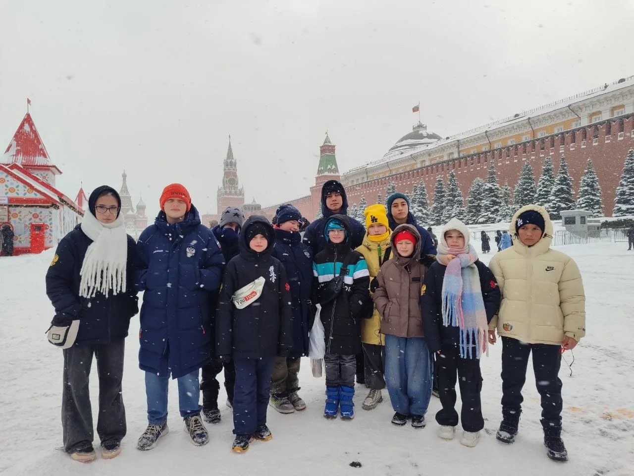 Симферопольские спортсмены достойно представили Крым на международных соревнованиях по киокусинкай «Russian Open Cup» в Москве Симферопольские спортсмены достойно представили Крым на международных соревнованиях по киокусинкай «Russian Open Cup» в Москве