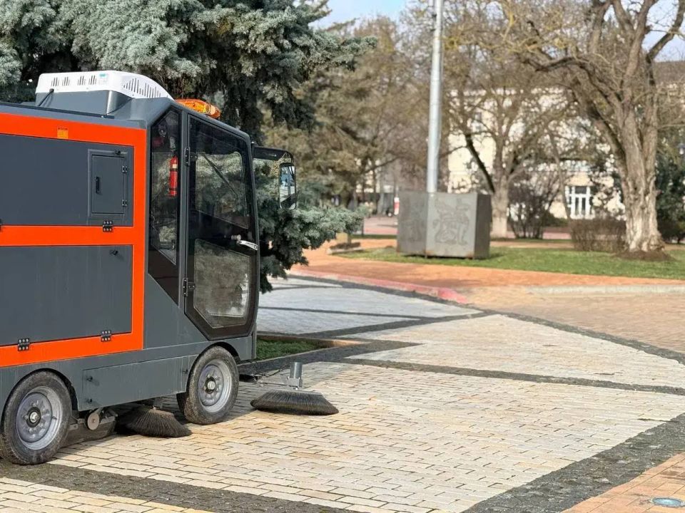 ����� 200 ������� ��������� ������������� � ������ ��������� �����������