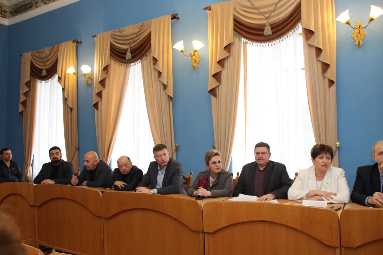 Вопросы водоснабжения, строительства и транспорта обсудили в Общественной палате Крыма Вопросы водоснабжения, строительства и транспорта обсудили в Общественной палате Крыма