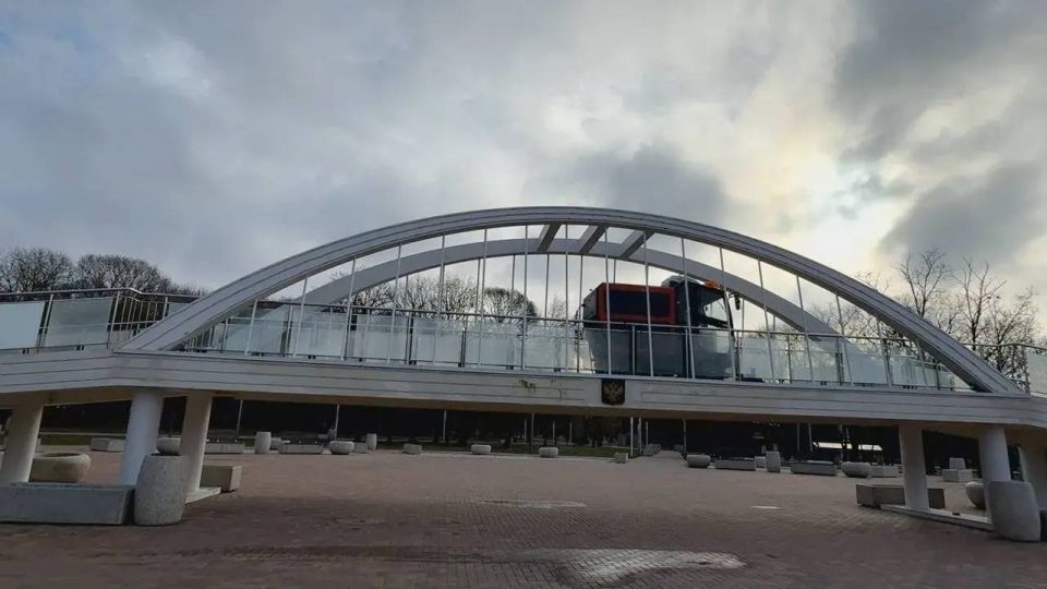 ����� 200 ������� ��������� ������������� � ������ ��������� �����������