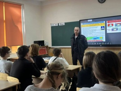 В Севастополе госавтоинспекторы приняли участие в качестве наставников во Всероссийском конкурсе лучших проектов для детей и молодежи