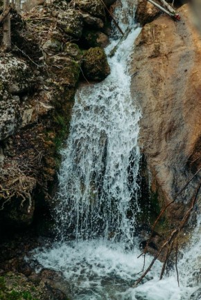 Водопад Су-Учхан, долина Красных пещер