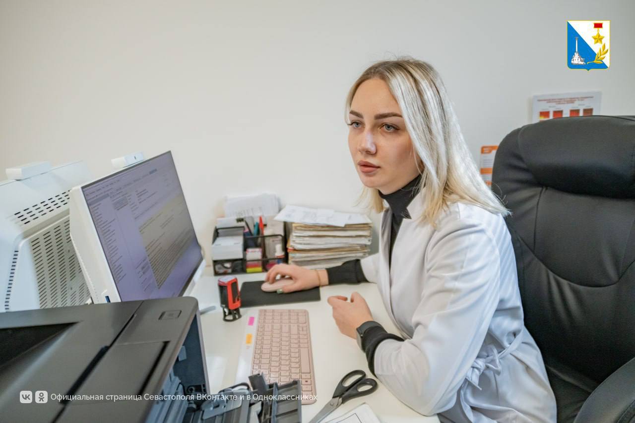 В больницах Севастополя становится всё больше молодых специалистов В больницах Севастополя становится всё больше молодых специалистов
