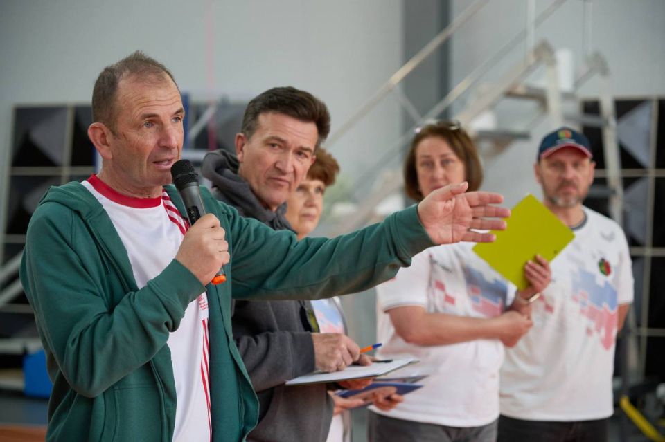 ����� ���� ���. ������� ������������� ����� ������������ ���� ���λ ��� ������ ��������� ������ �. ��������� �������� ��������� � ����������� ���� ������ �� ������ ��������� ���������� ����