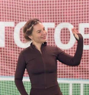 Ольга Торубарова: Искренне благодарю всех представительниц прекрасной половины человечества Кировского района за совместное доброе утро!