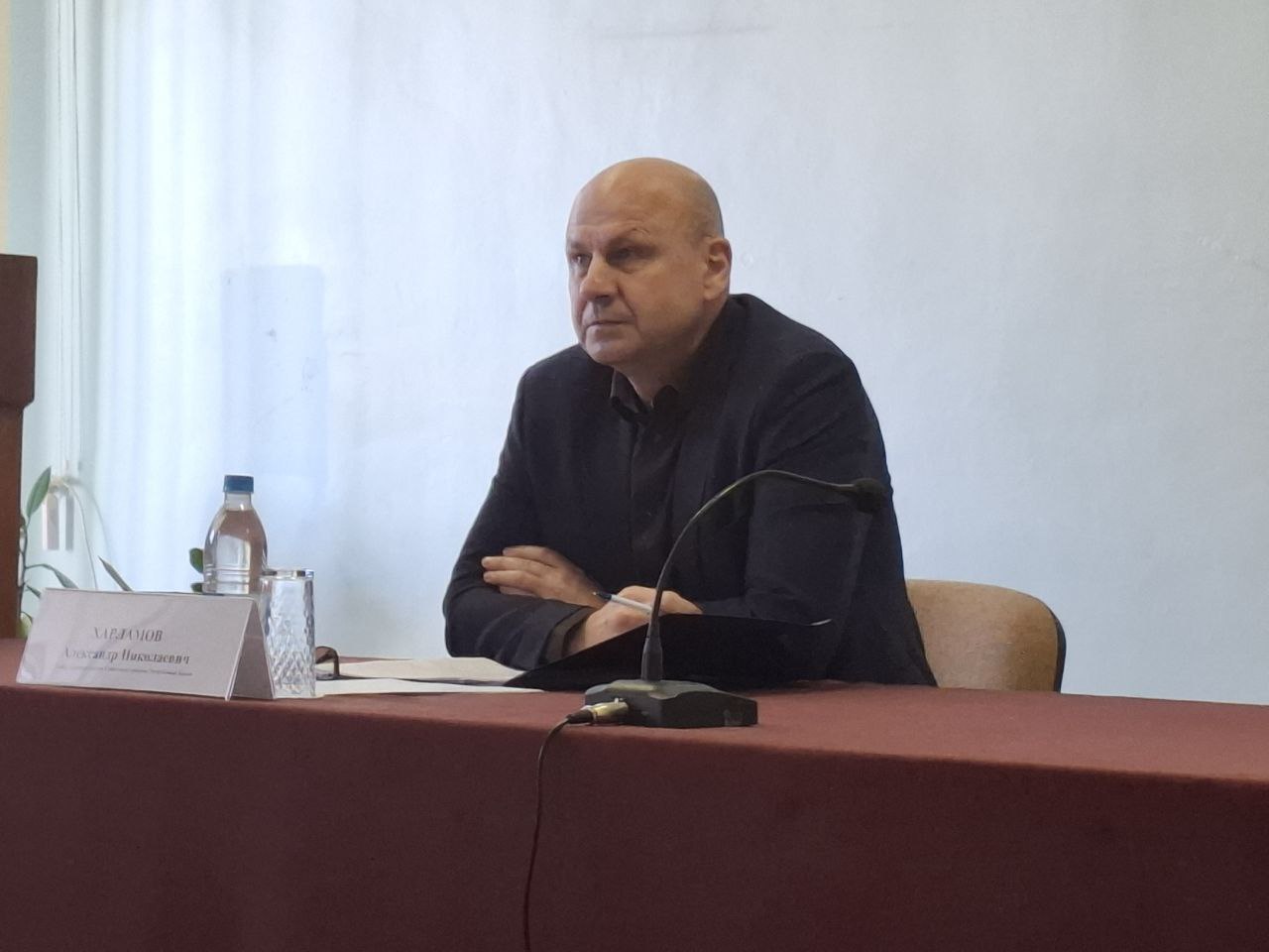 Александр Харламов: Провел аппаратное совещание по социально значимым вопросам района с руководителями структурных подразделений администрации, организаций и служб Советского района