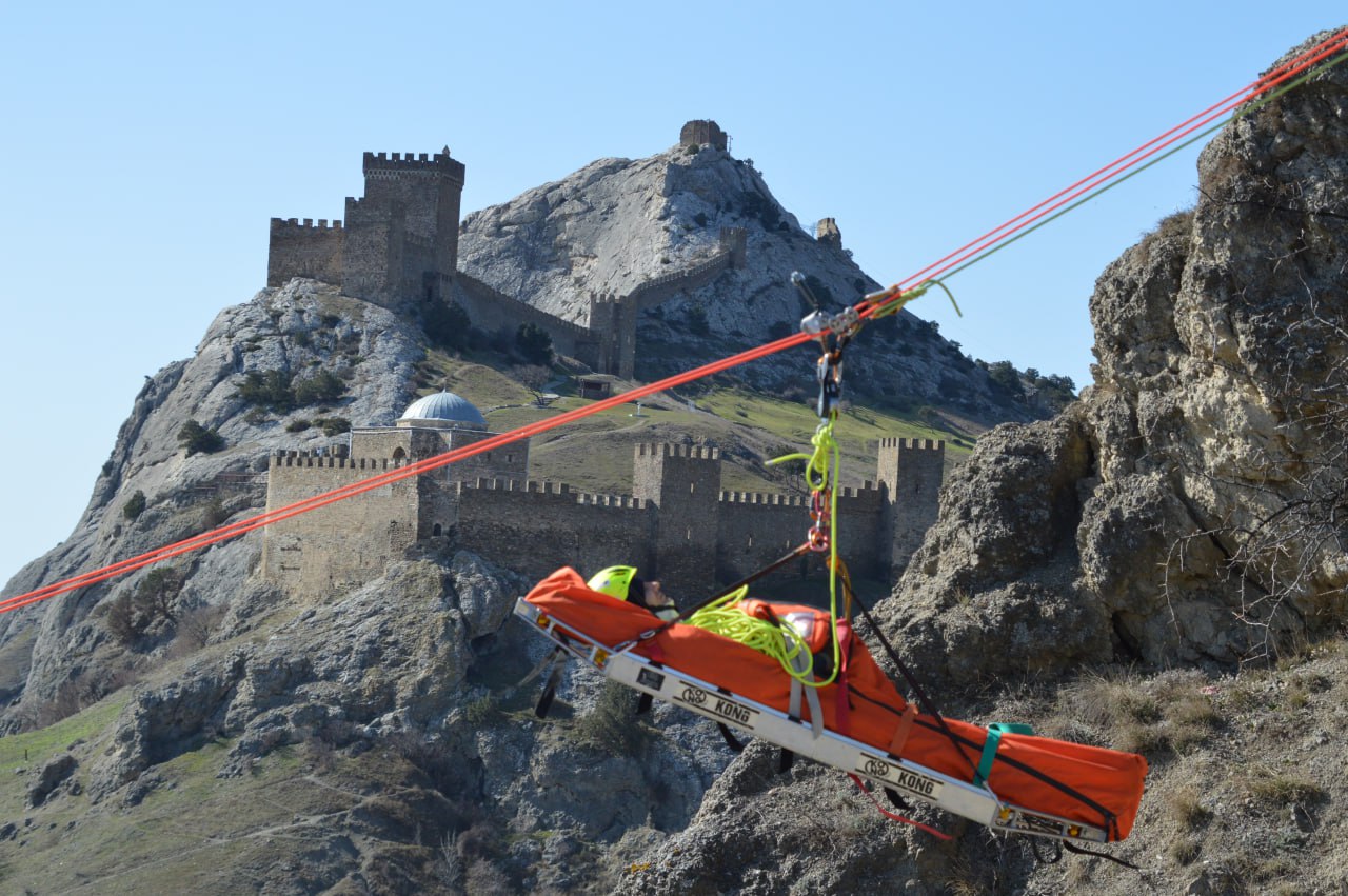 Сотрудники Судакского аварийно-спасательного отряда ГКУ РК "КРЫМ-СПАС" провели учебно-тренировочное мероприятие на горе Сахарная головка Сотрудники Судакского аварийно-спасательного отряда ГКУ РК "КРЫМ-СПАС" провели учебно-тренировочное мероприятие на горе Сахарная головка