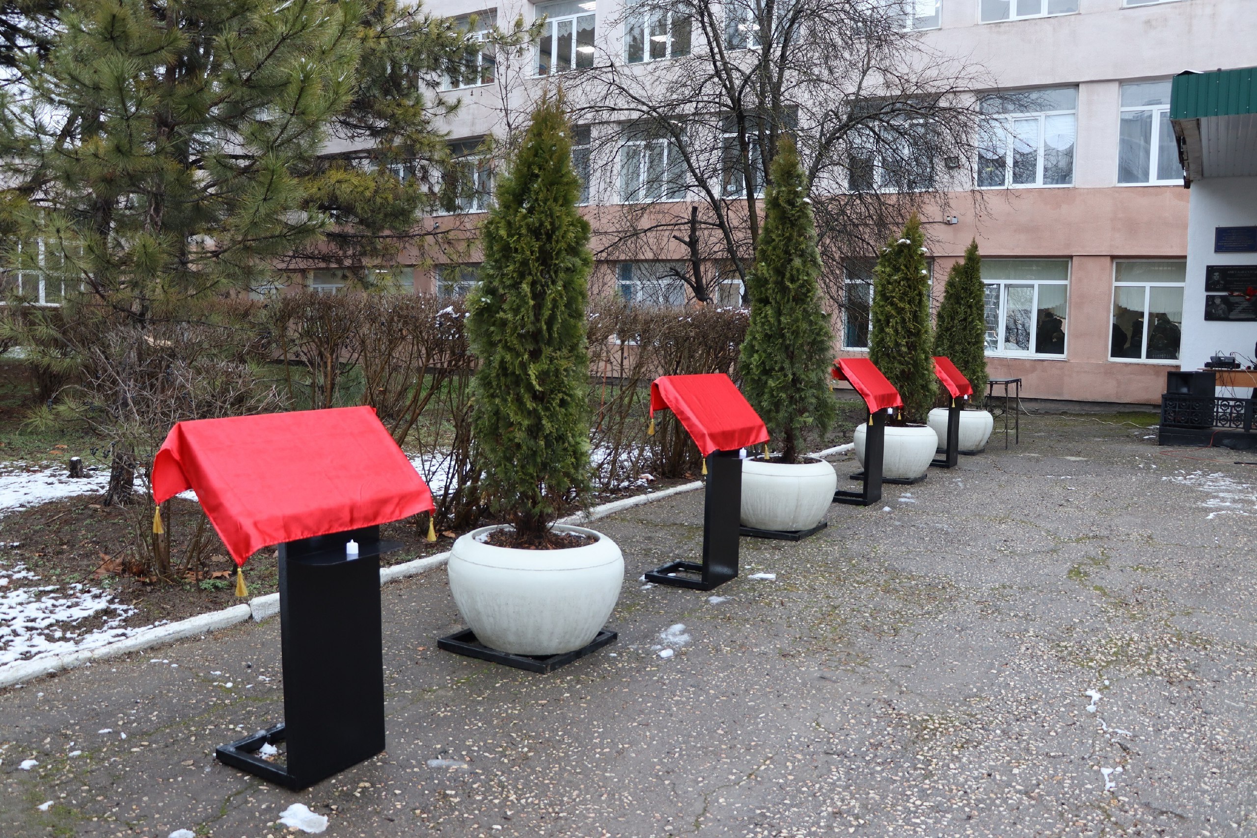 В Симферополе в рамках СтИК открыта Аллея вечной славы